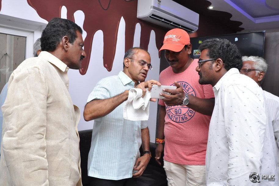 Nara-Rohit-Launch-Santos-Klub-F5-Restaurant-At-Vijayawada